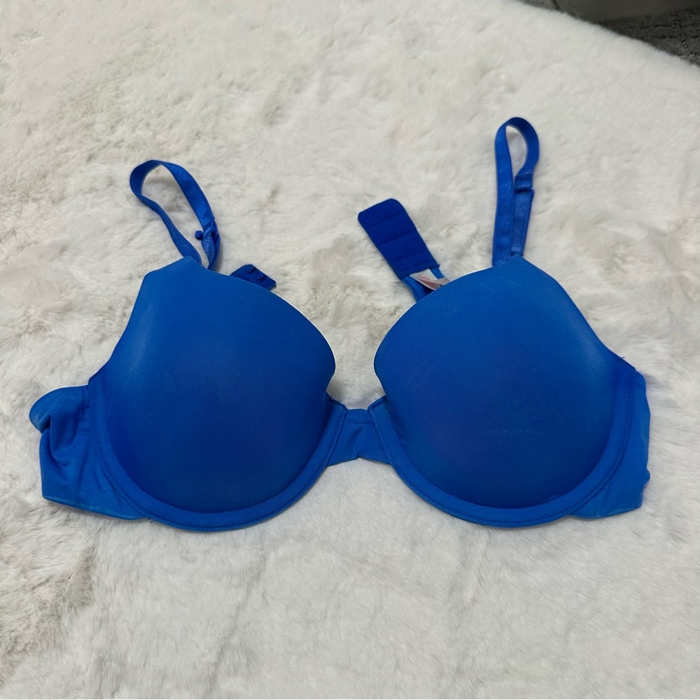 Undies Lightly Padded Underwire Bra Size 34B